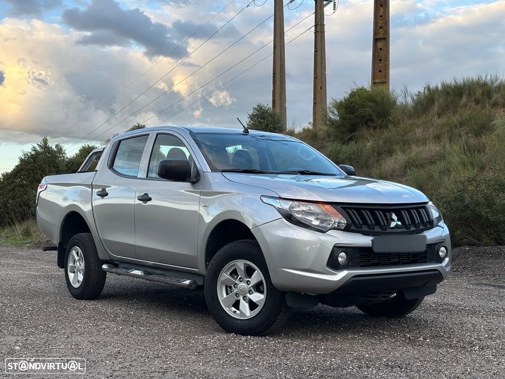 Mitsubishi L200 2.4 DI-D CD Invite 2WD - 28