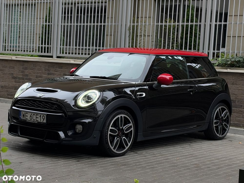 Mini Cooper S 2018 photo 2
