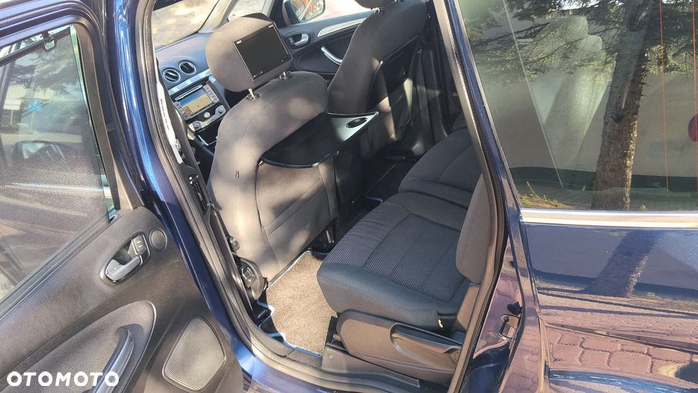 Ford S-Max 2.0 Viva - 34