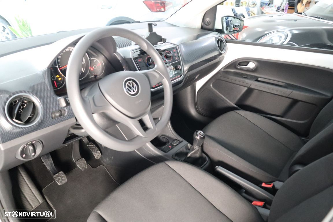 VW Up! 1.0 Move - 12