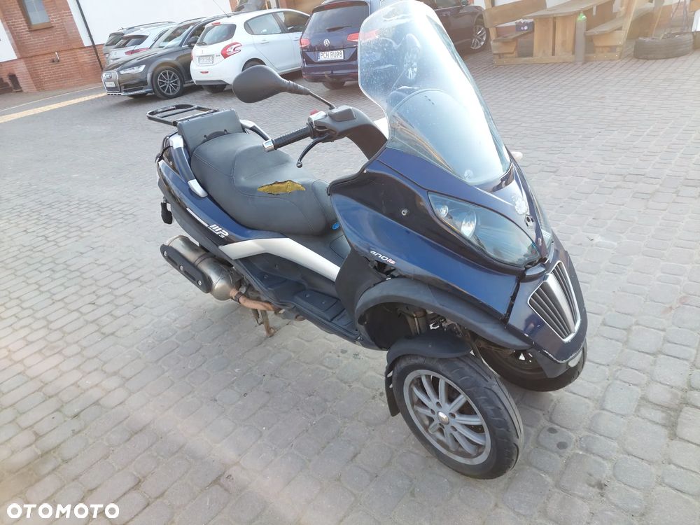 Piaggio MP-3 - 7