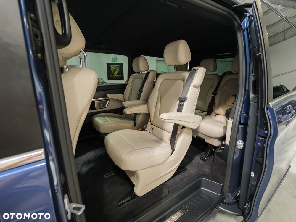 Mercedes-Benz Klasa V 300 mHEV 9G-Tronic (d³ugi) - 16
