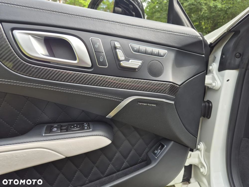 Mercedes-Benz SL 63 AMG AMG Speedshift 7G-MCT 2LOOK Edition - 29