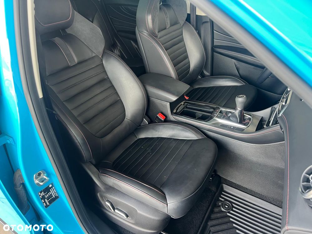 MG HS 1.5 T-GDI Exclusive - 21