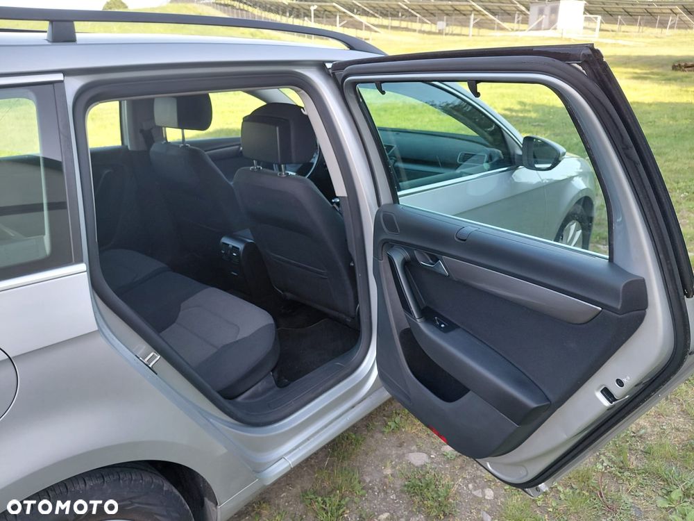 Volkswagen Passat Variant 1.8 TSI Comfortline - 12