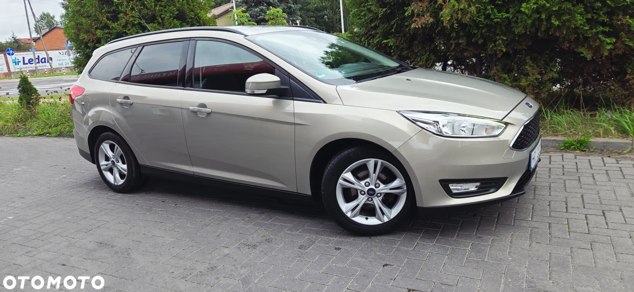Ford Focus 1.5 EcoBlue Start-Stopp-System TITANIUM DESIGN - 19