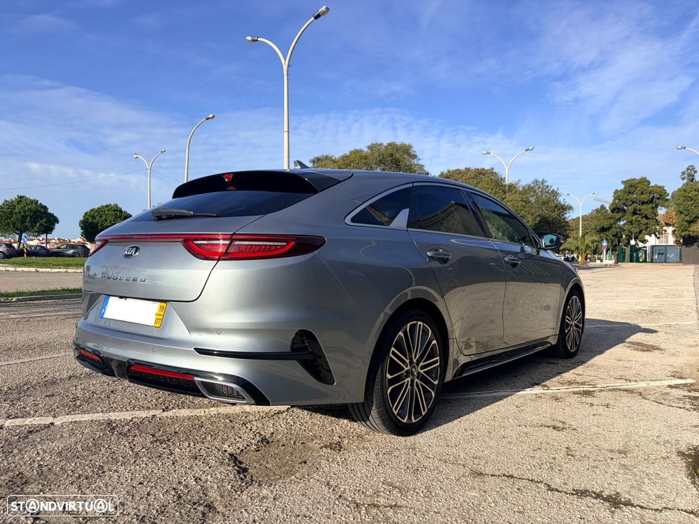Kia ProCeed 1.6 CRDi GT Line 7DCT - 8
