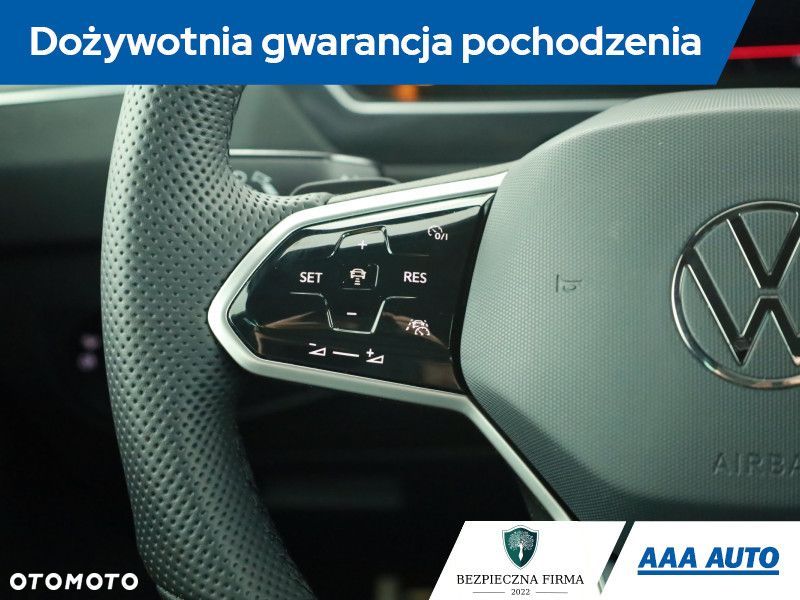 Volkswagen Tiguan - 20