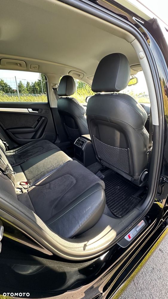 Audi A4 Avant 2.0 TDI DPF clean diesel quattro S tronic S line Sportpaket - 15