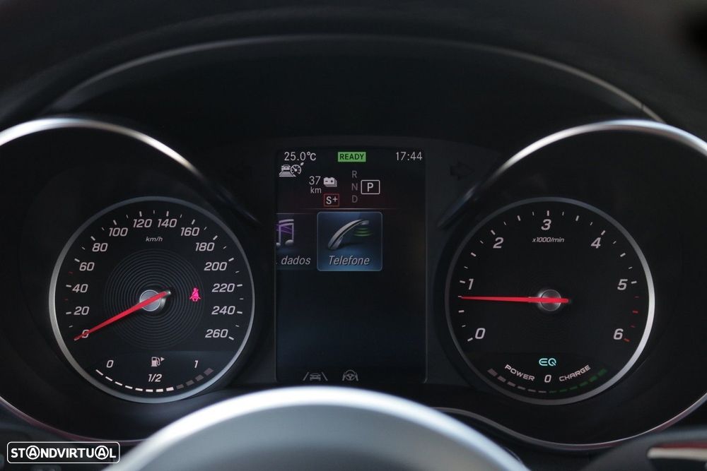 Mercedes-Benz GLC 300 de 4Matic - 48