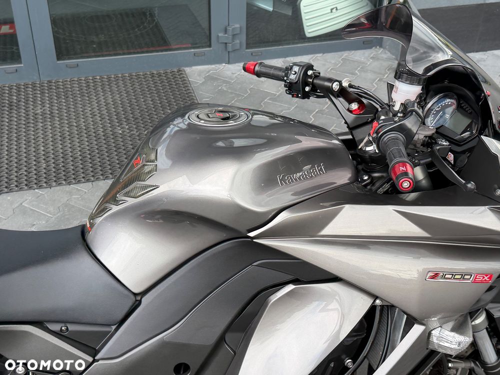 Kawasaki Ninja 1000 SX - 13