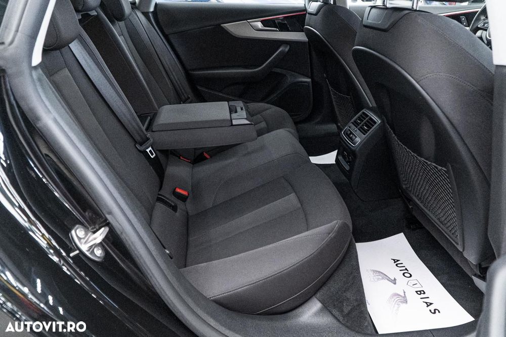 Audi A5 Sportback 35 TFSI S tronic sport - 9