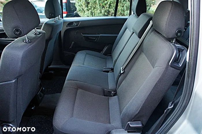 Opel Zafira - 22