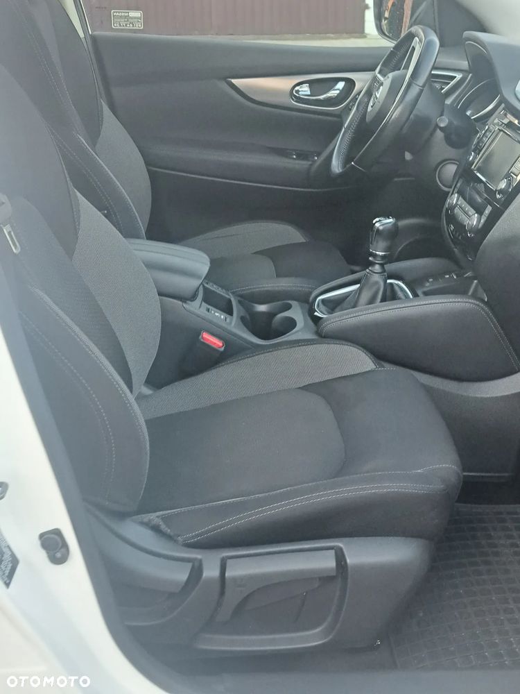 Nissan Qashqai 1.3 DIG-T N-Connecta - 5