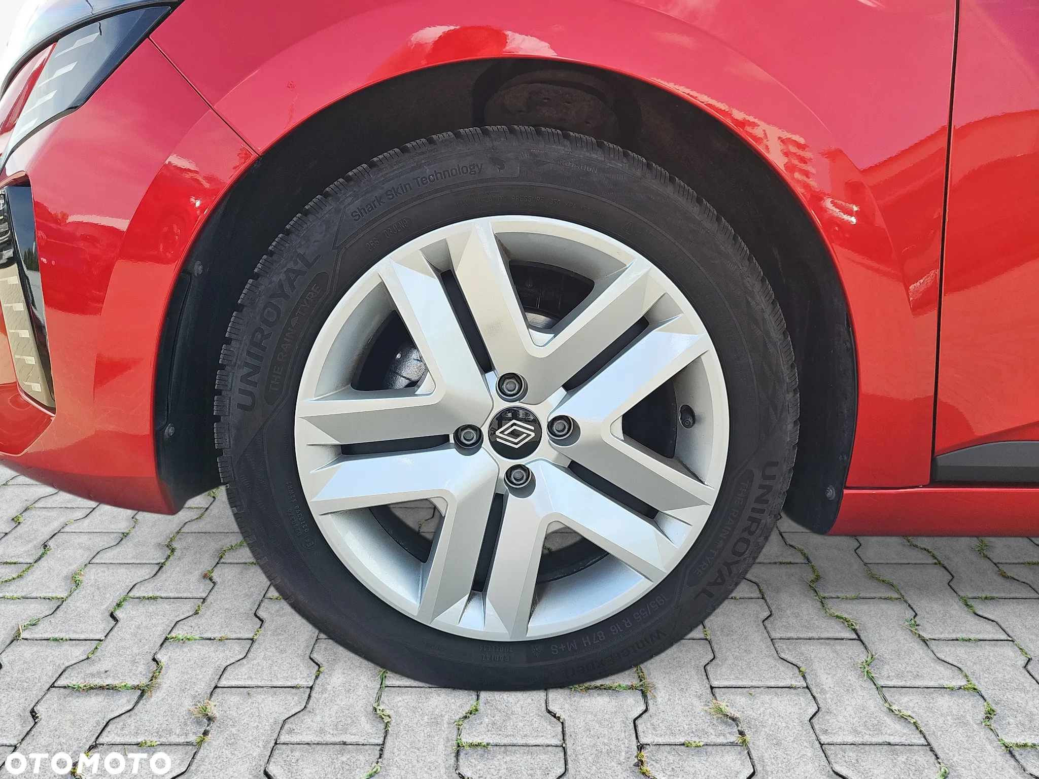Renault Clio 1.0 TCe Evolution - 25