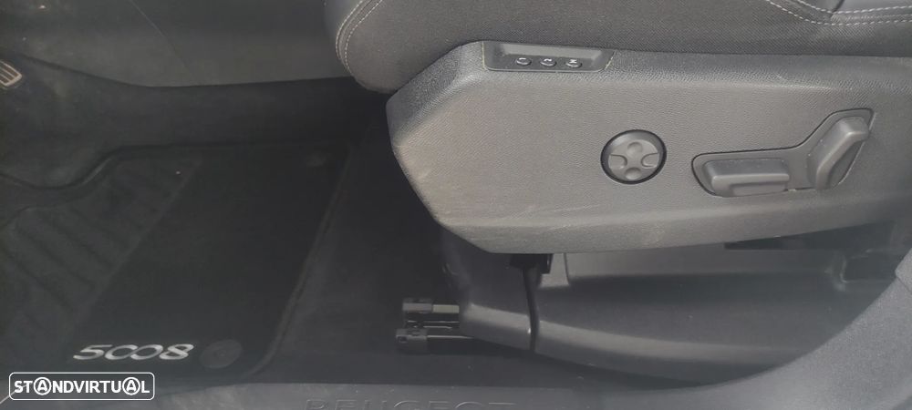 Peugeot 5008 BlueHDI 130 EAT8 Allure - 7