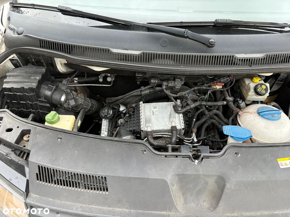 Volkswagen Transporter - 21