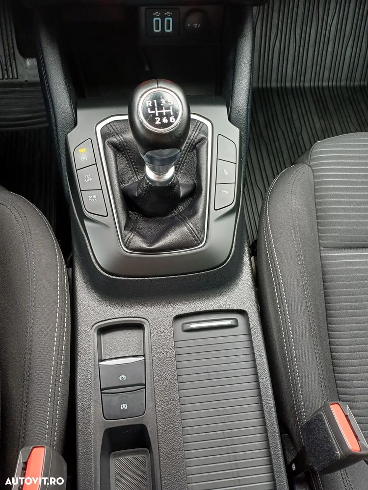 Ford Focus 1.5 EcoBlue Titanium - 19
