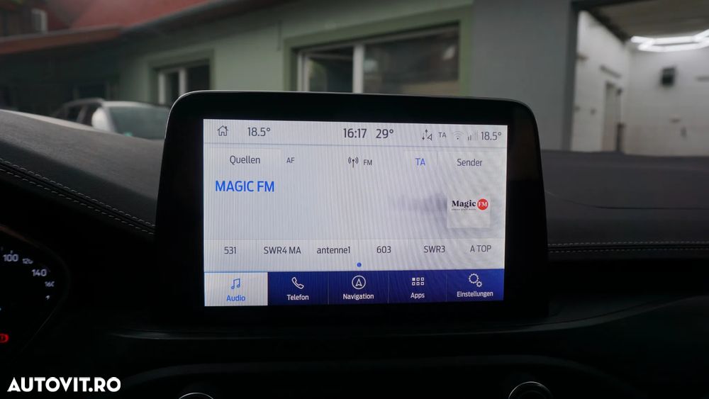 Ford Focus 1.5 EcoBoost Vignale - 26
