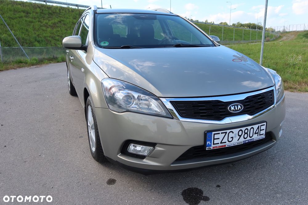 Kia Ceed Cee'd 1.4 L - 19