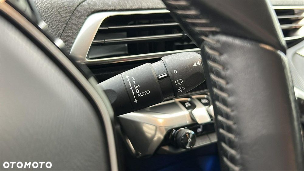 Peugeot 3008 - 24