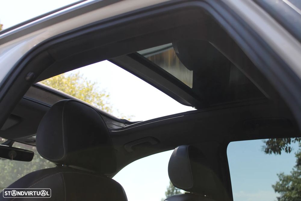 Audi RS Q3 2.5 TFSI quattro S tronic performance - 39