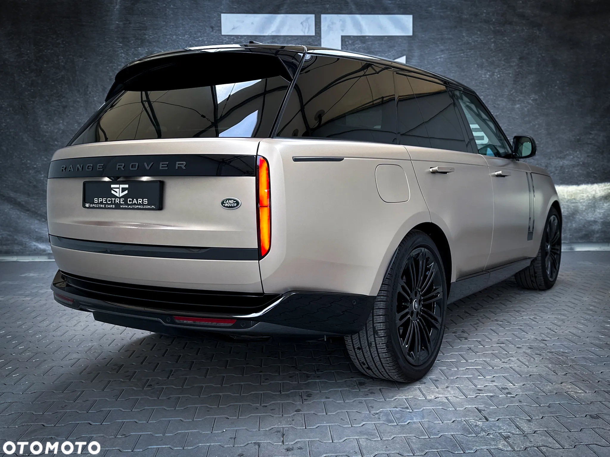 Land Rover Range Rover 4.4 V8 P535 First Edition - 9