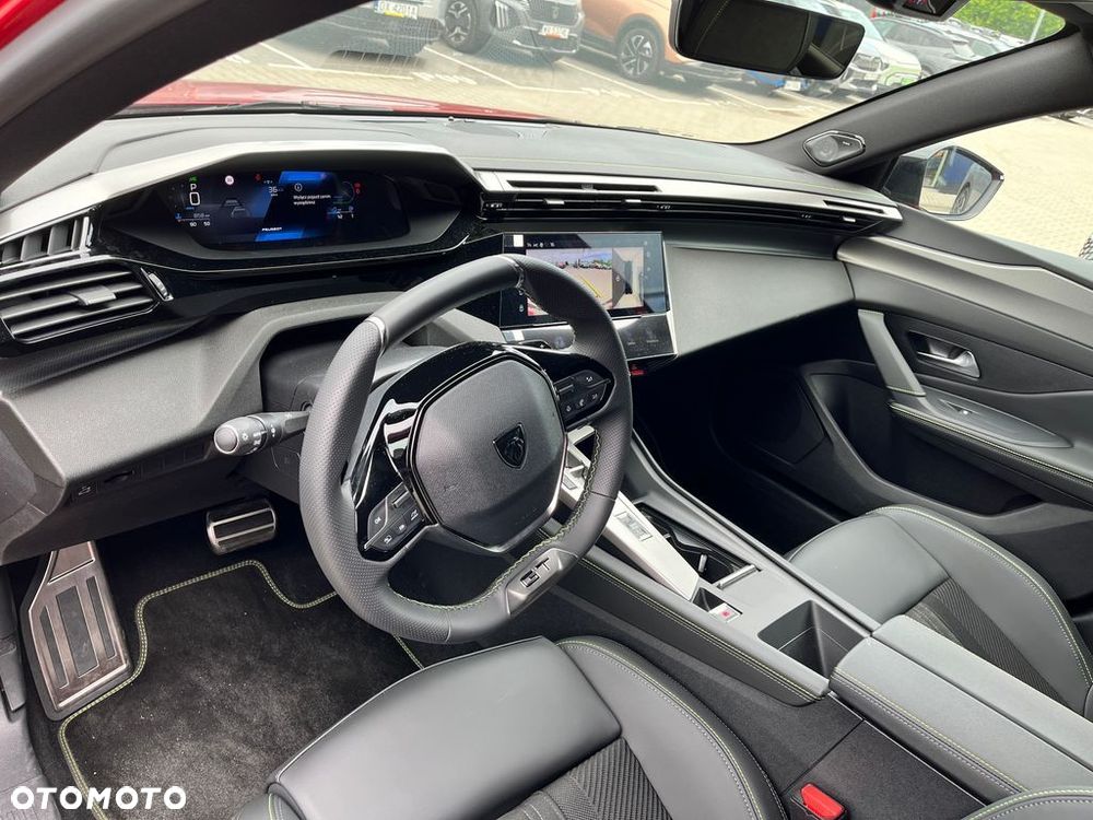 Peugeot 408 - 11