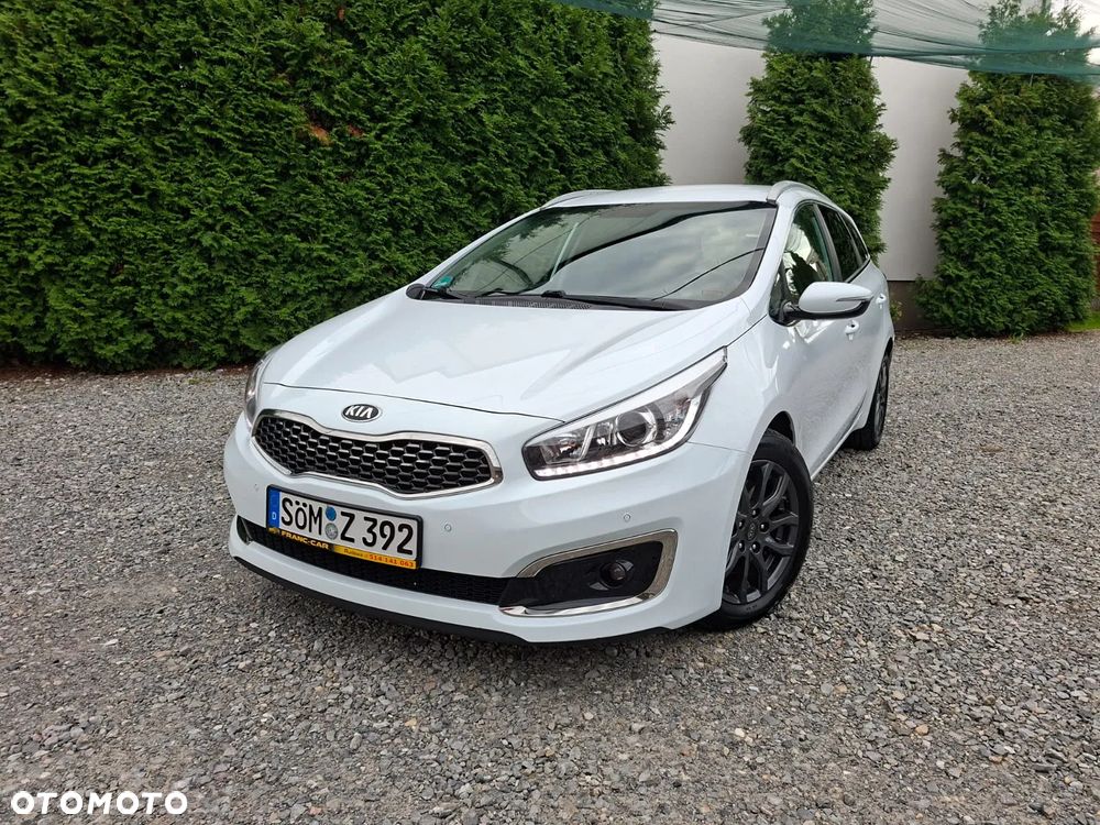 Kia Ceed 1.6 GDI DCT SW Platinum Edition