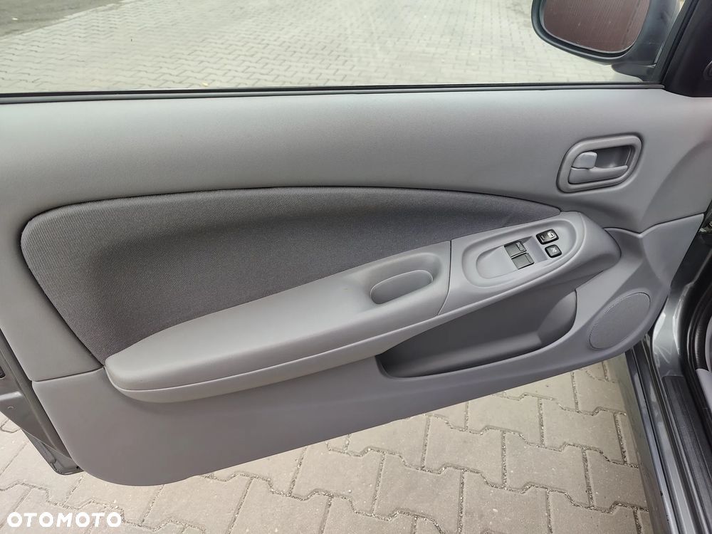 Nissan Almera 1.5 acenta PLUS - 23