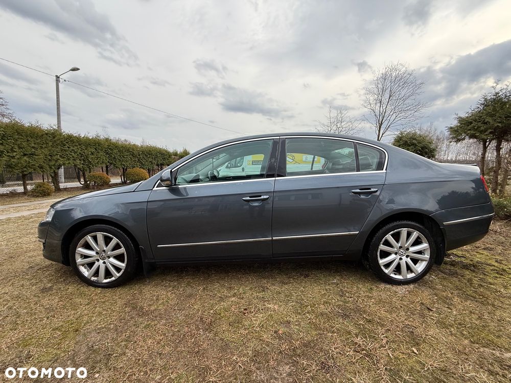Volkswagen Passat 2.0 TSI DSG Comfortline - 18
