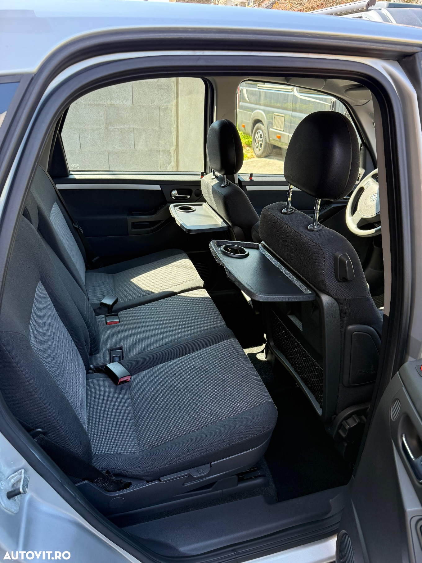 Opel Meriva 1.6i Enjoy Easytronic - 4