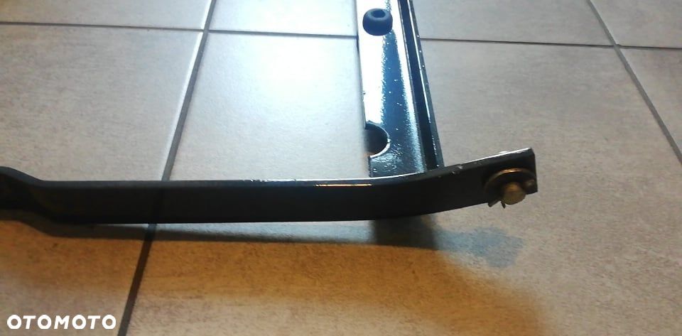 ISEKI SGR 22 SGR22 stelaż tylnego błotnika - 5