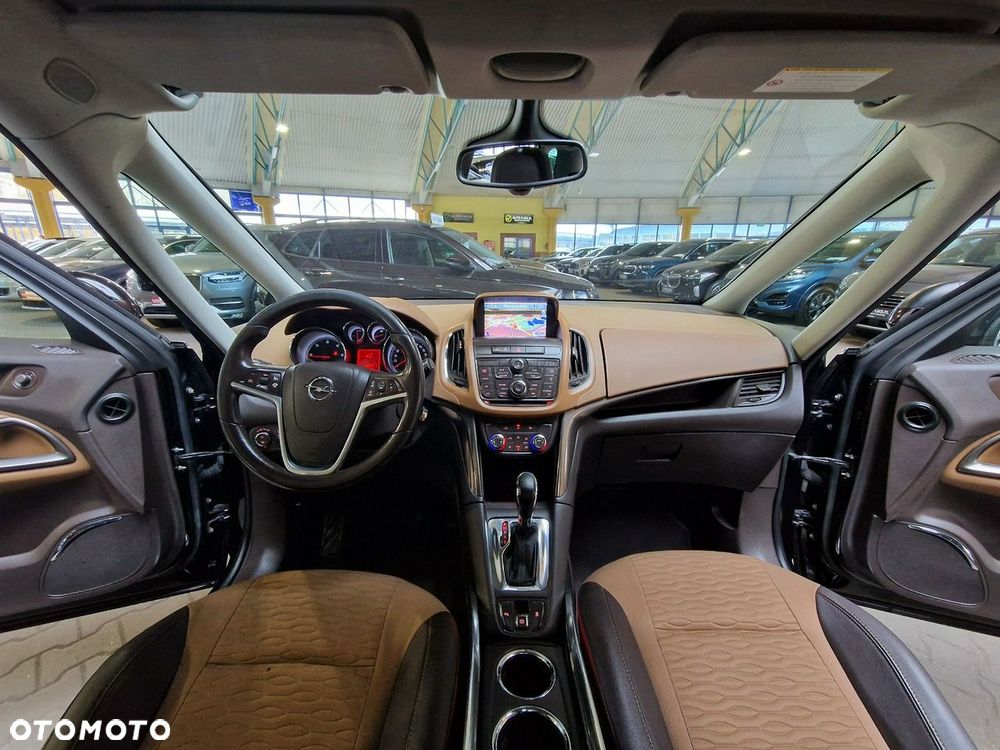 Opel Zafira - 18