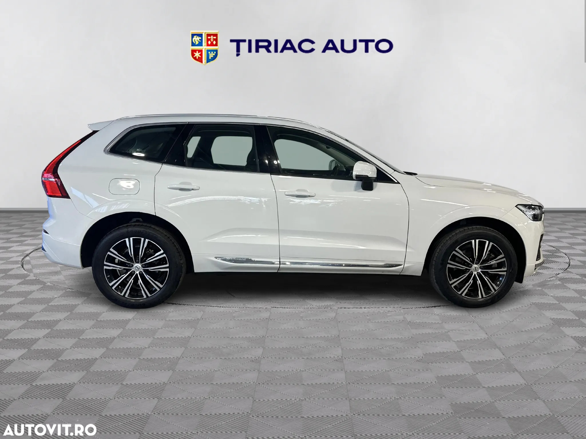 Volvo XC 60 T6 AWD Recharge Geartronic Inscription - 6