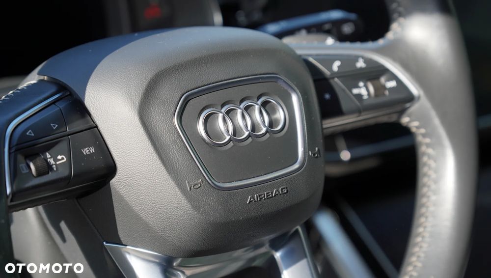 Audi Q8 55 TFSI quattro tiptronic - 22