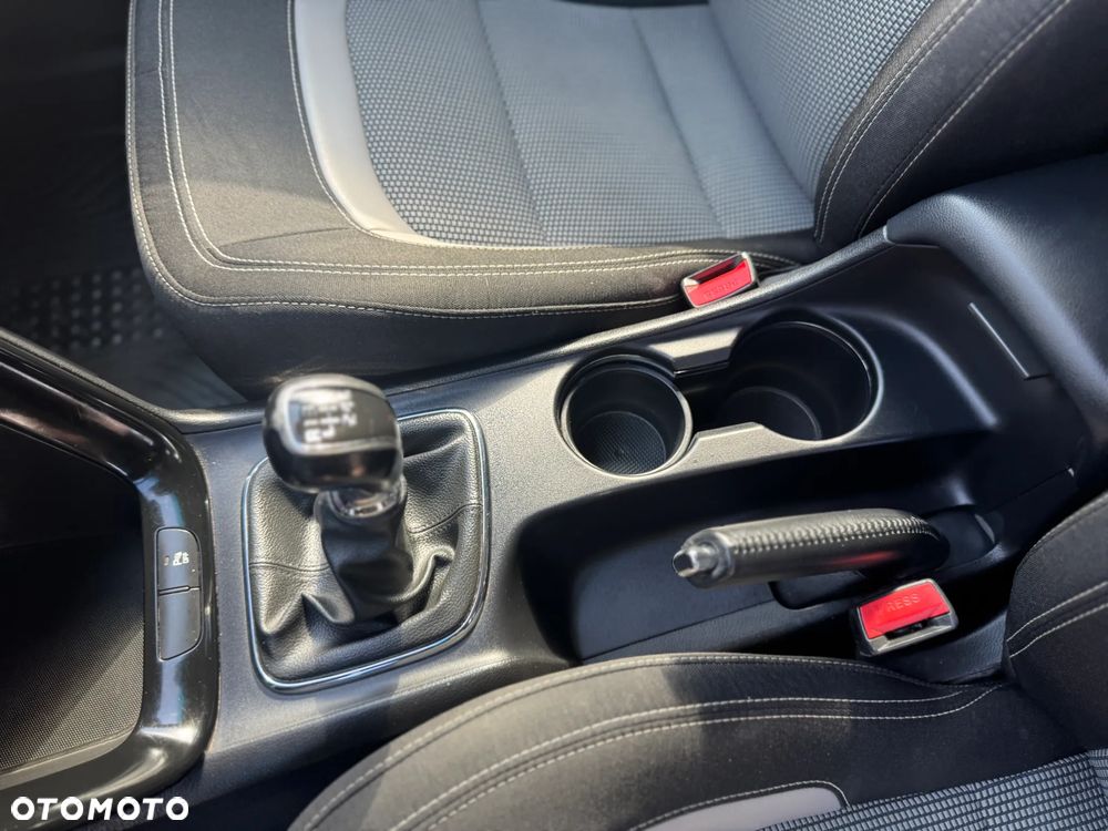 Kia Ceed 1.6 GDI Business Line - 18