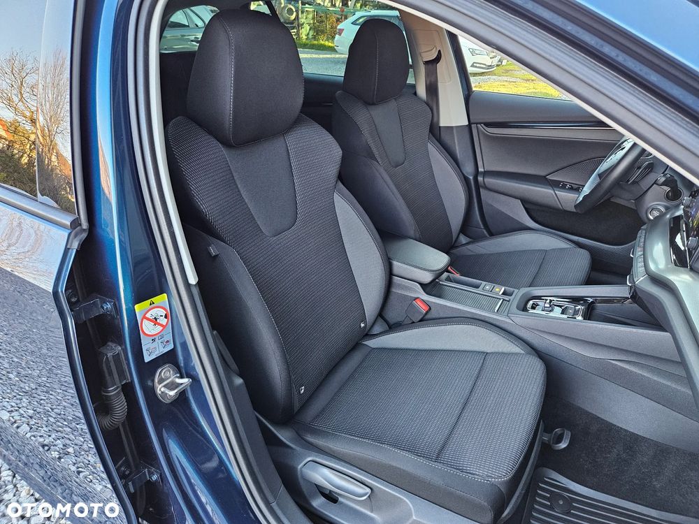 Skoda Octavia 2.0 TDI SCR Ambition DSG - 27