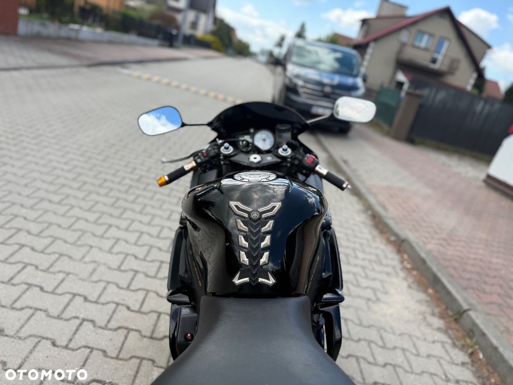 Yamaha R6 - 16