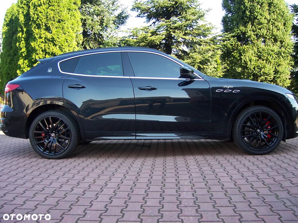 Maserati Levante Trofeo Q4 - 3