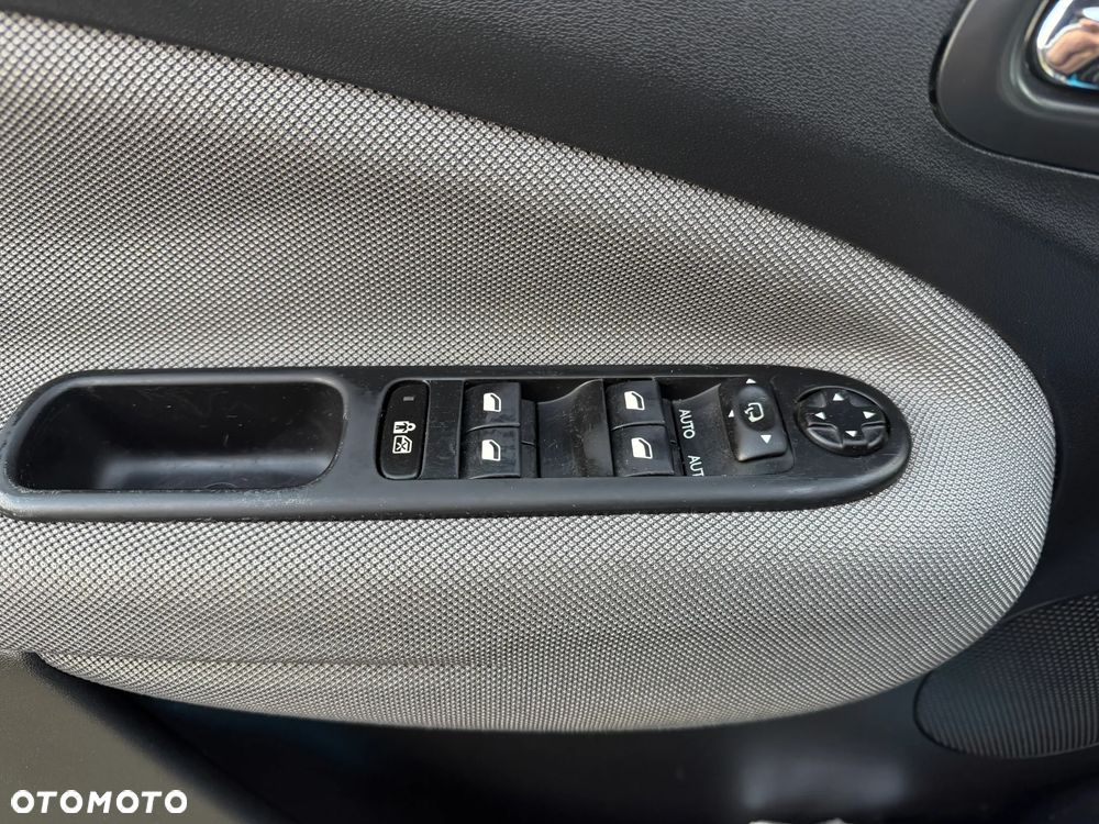 Citroën C3 Picasso VTi 120 Color Selektion - 37