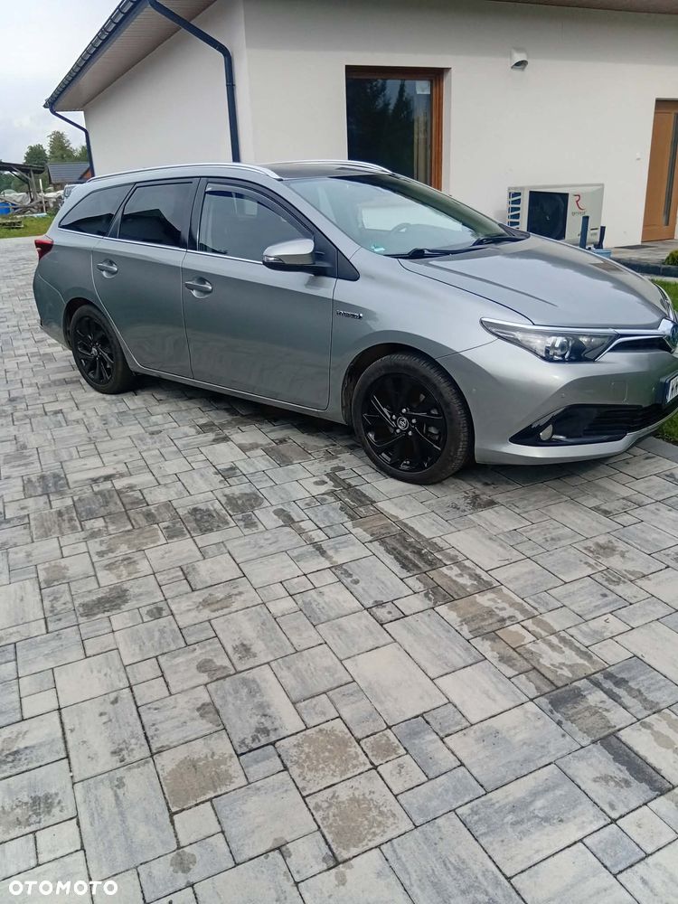 Toyota Auris - 2