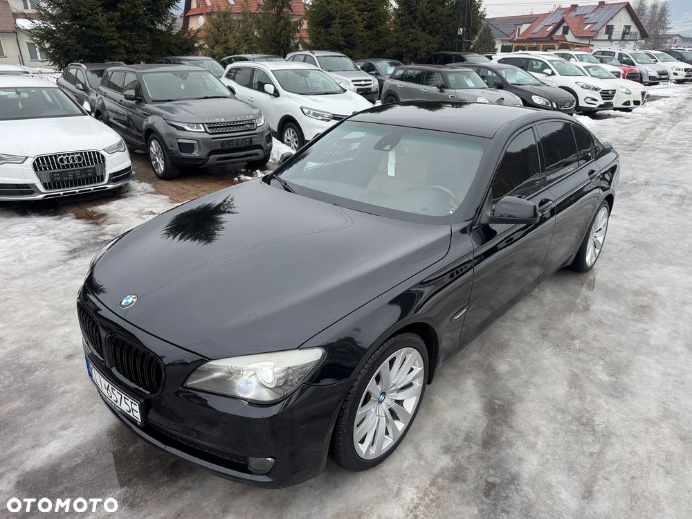 BMW Seria 7 - 38