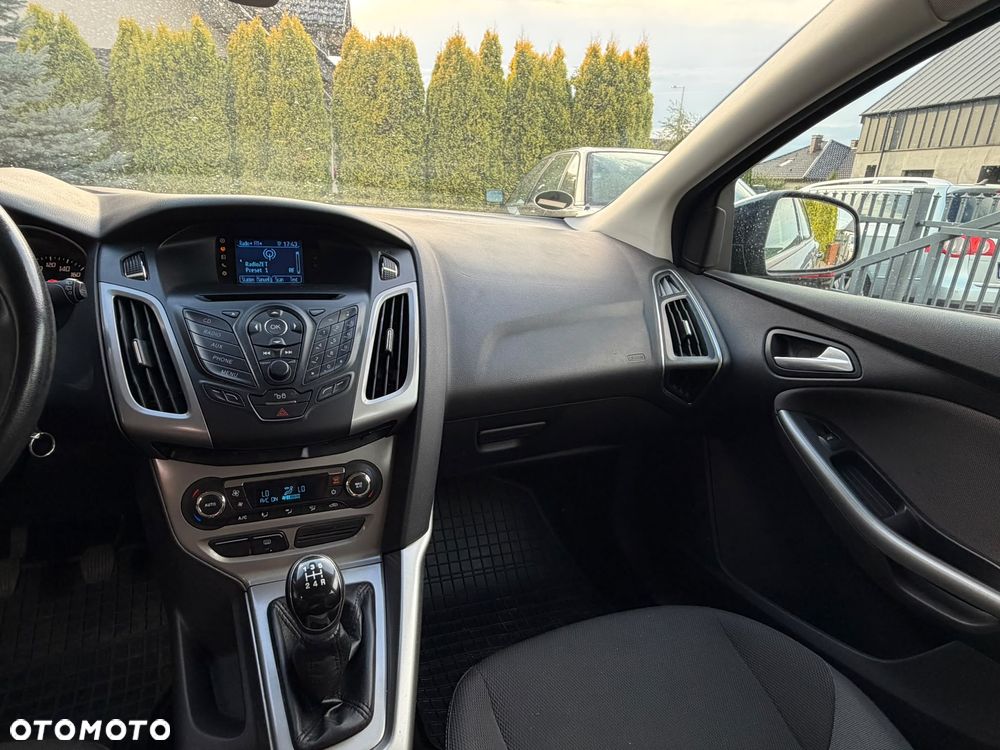 Ford Focus 1.6 Edition Start - 12