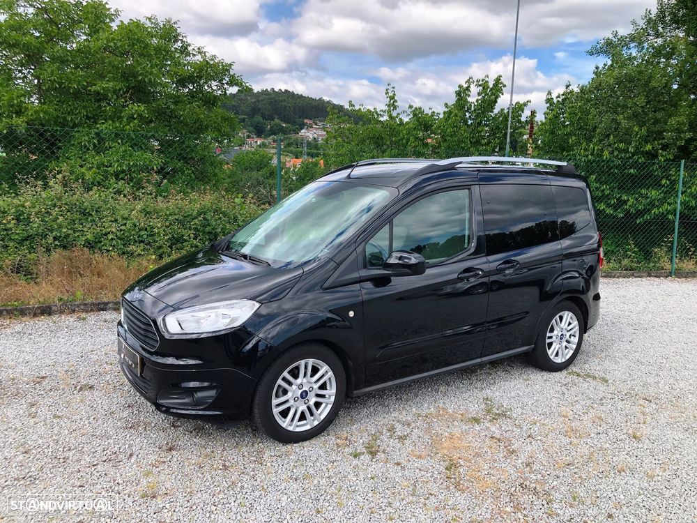 Ford Tourneo Courier 1.0 EcoBoost Titanium - 17