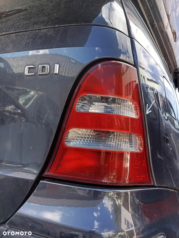 LAMPA TYŁ PRAWA i LEWA MERCEDES A-KLASA W168