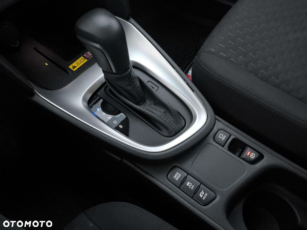 Toyota Yaris Cross Hybrid 1.5 Comfort - 24