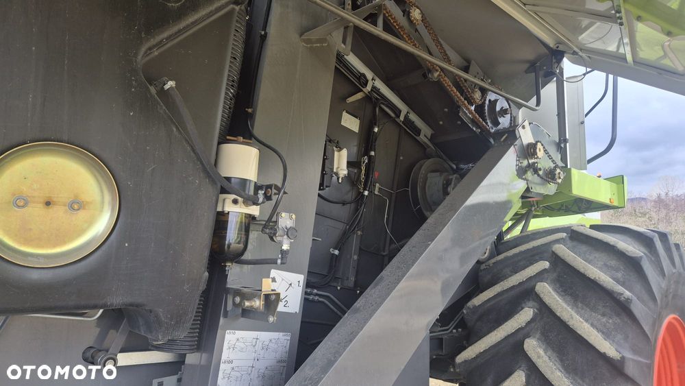 Claas Tucano 340 - 2