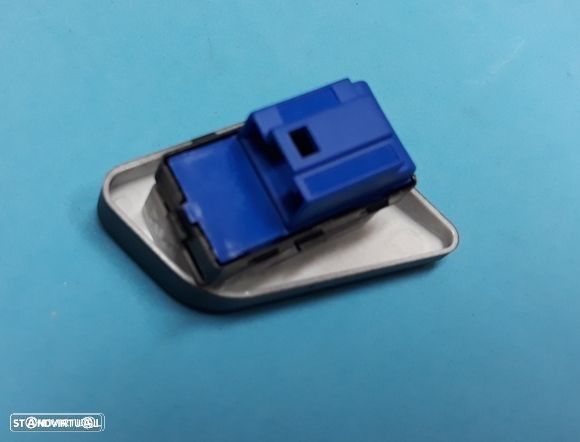 Botão trancar porta Vw Passat B6 de 2006-2011  NOVO - 2