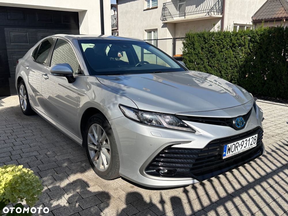Toyota Camry 2.5 Hybrid Comfort CVT - 6